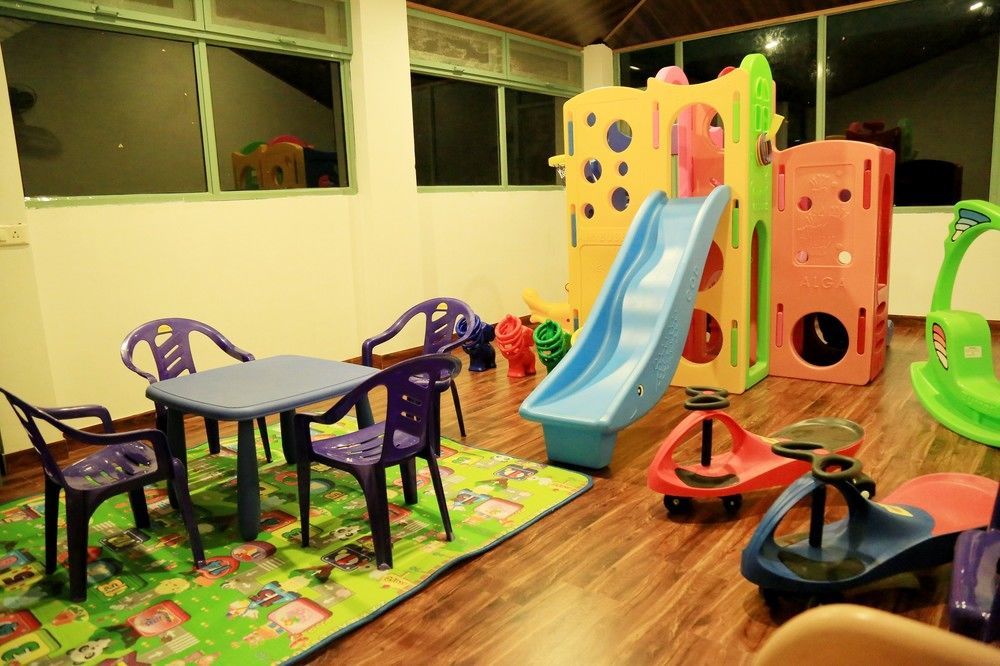 מלון לנסדאון Lans Castle מראה חיצוני תמונה